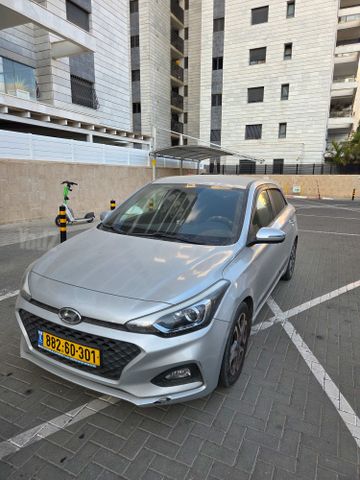 יונדאי i20