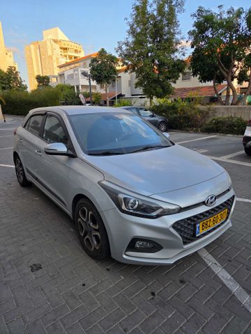 מודעת רכב יונדאי i20
