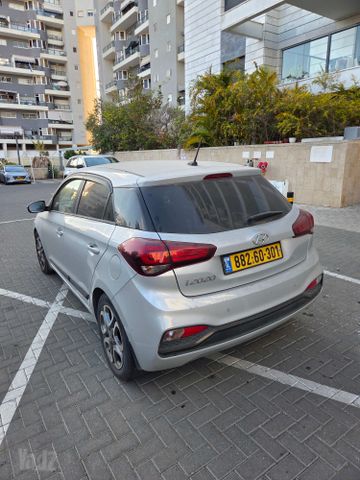 יונדאי i20