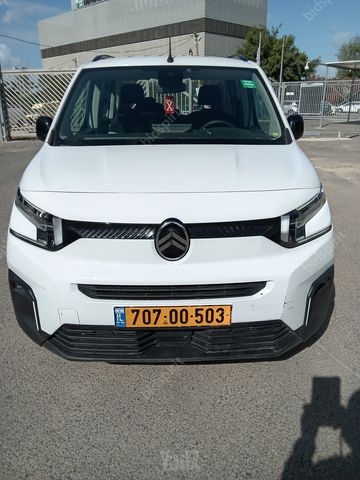 מודעת רכב סיטרואן ברלינגו