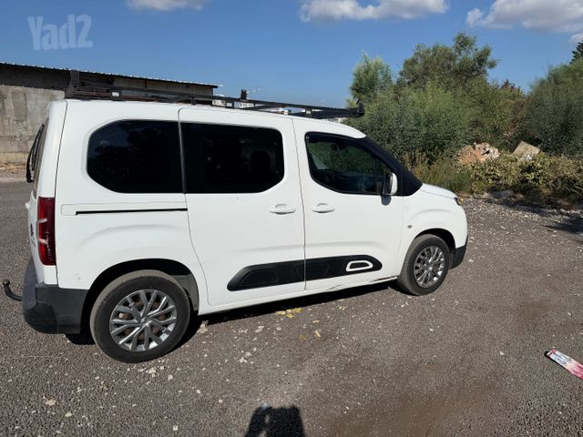 מודעת רכב סיטרואן ברלינגו