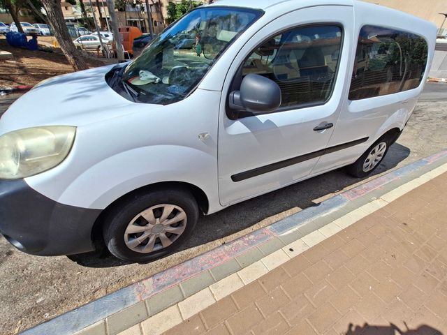 רנו קנגו