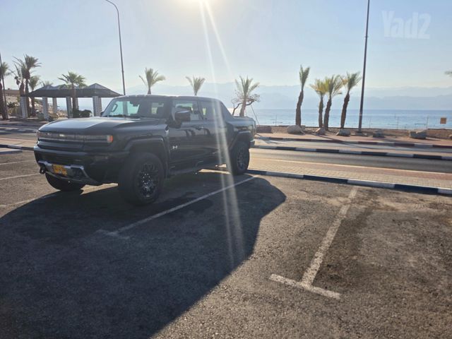 ג'י.אם.סי האמר EV