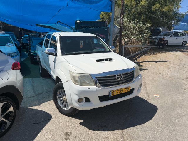 מודעת רכב טויוטה היילקס