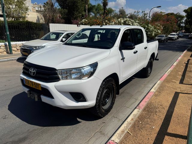 מודעת רכב טויוטה היילקס