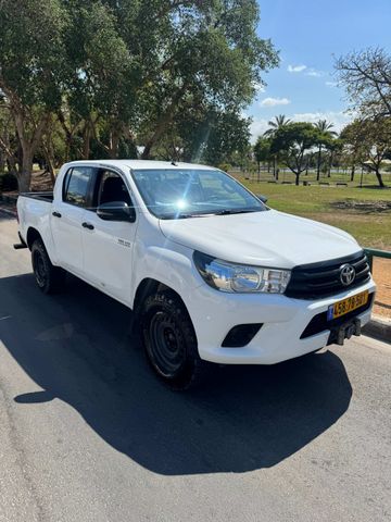 טויוטה היילקס