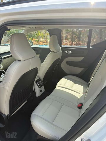 וולוו XC40