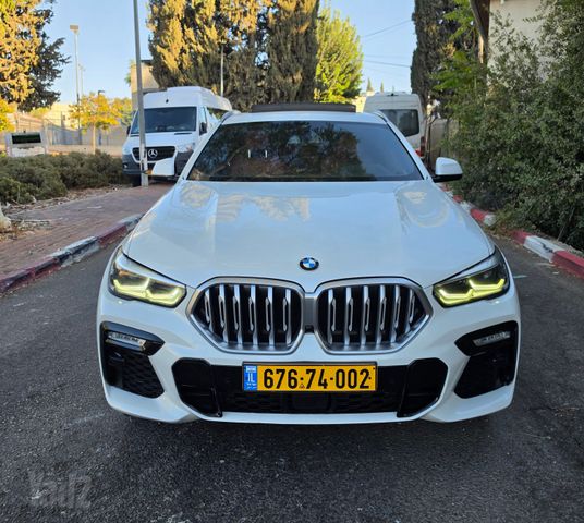 ב מ וו X6