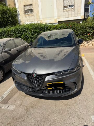 מודעת רכב אלפא רומיאו טונלה