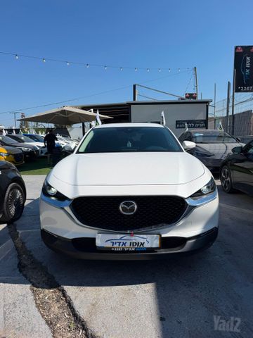 מודעת רכב מאזדה CX-30 1