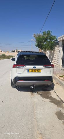 מודעת רכב טויוטה RAV4