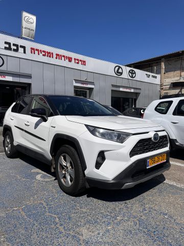 טויוטה RAV4