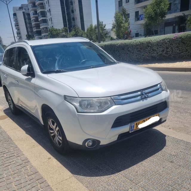מודעת רכב מיצובישי אאוטלנדר
