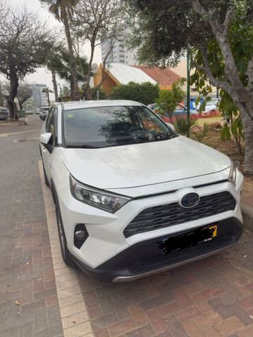 RAV4 4X2 E-Xperience היברידי אוט׳ 2.5 (178 כ״ס) [2018-2022]