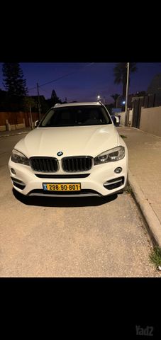 ב מ וו X6