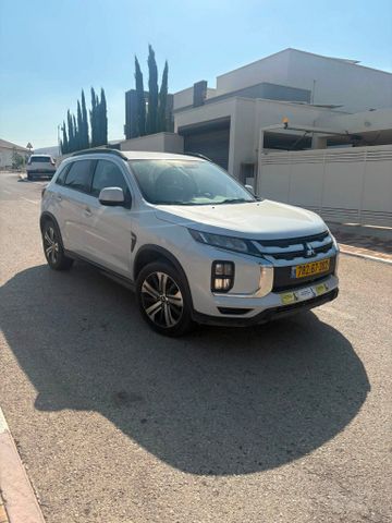מיצובישי ASX