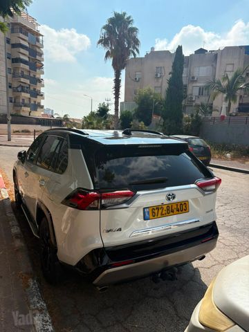 מודעת רכב טויוטה RAV4