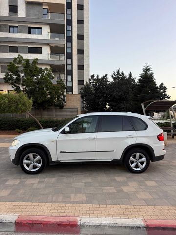 ב מ וו X5