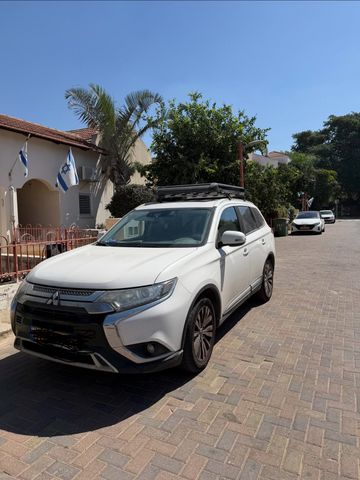 מודעת רכב מיצובישי אאוטלנדר