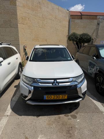 מיצובישי אאוטלנדר