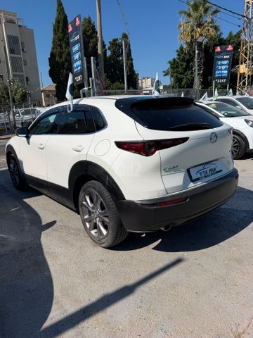 מאזדה CX-30