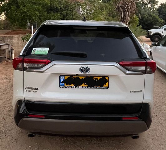 טויוטה RAV4