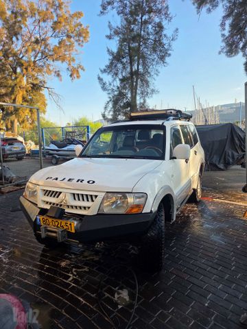 מיצובישי פג'רו