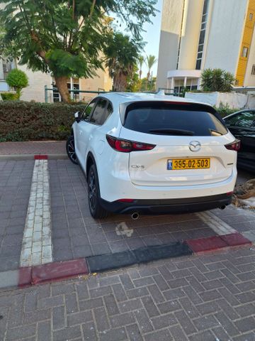 מודעת רכב מאזדה CX-5