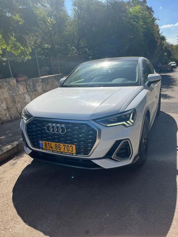 אאודי Q3