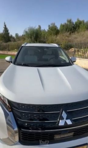 מיצובישי אאוטלנדר
