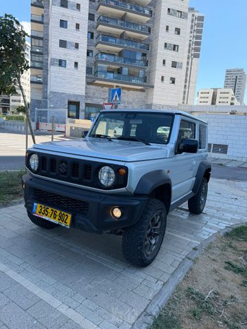 ג'ימני GLX אוט׳ 3 דל 1.5 (102 כ״ס)