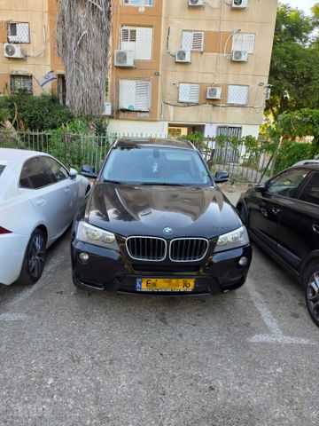 ב מ וו X3