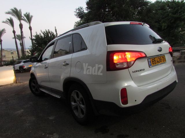 מודעת רכב קיה סורנטו