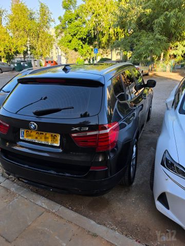 ב מ וו X3