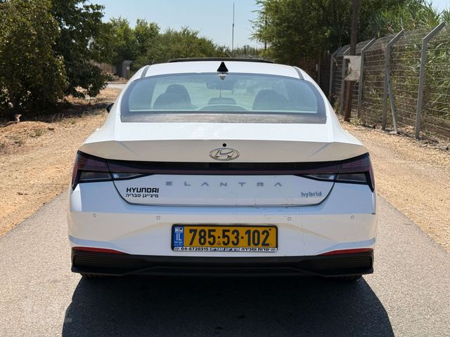 יונדאי אלנטרה