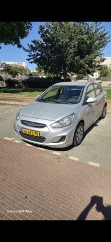 יונדאי אקסנט i25