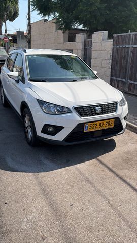 מודעת רכב סיאט ארונה