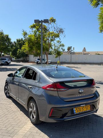 יונדאי איוניק