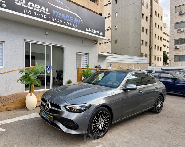 מודעת רכב מרצדס-בנץ C-class