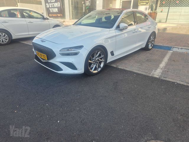 מודעת רכב ג'נסיס G70 2