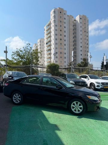טויוטה קאמרי