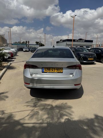 סקודה אוקטביה