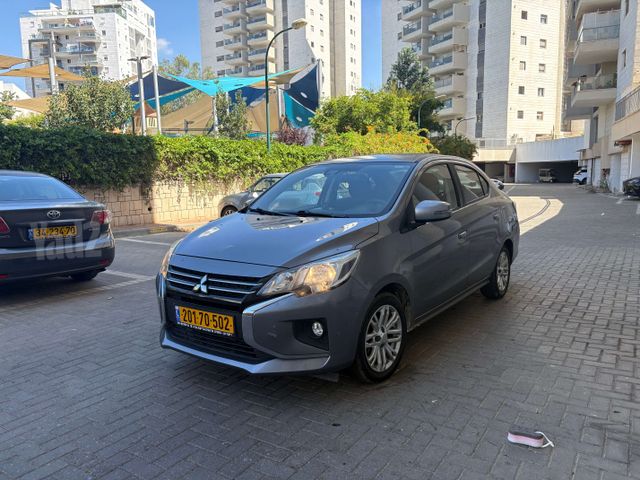 מודעת רכב מיצובישי אטראז'