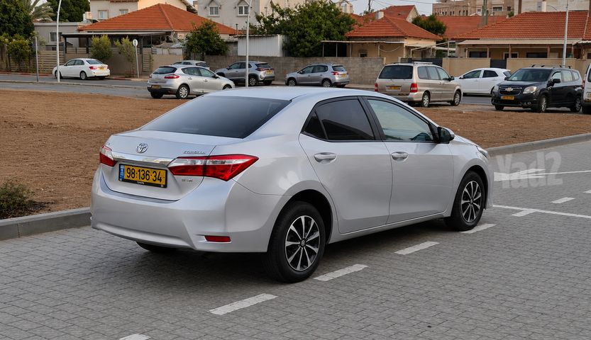 טויוטה קורולה
