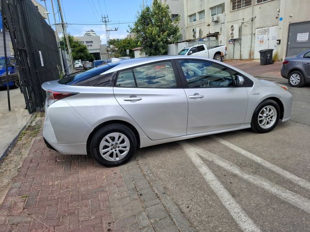 טויוטה פריוס