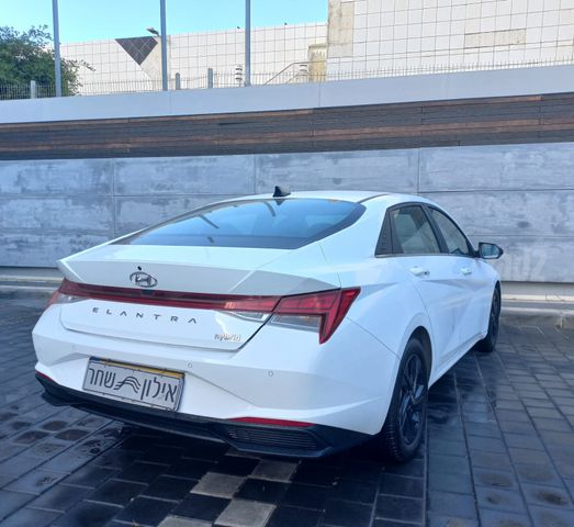 יונדאי אלנטרה