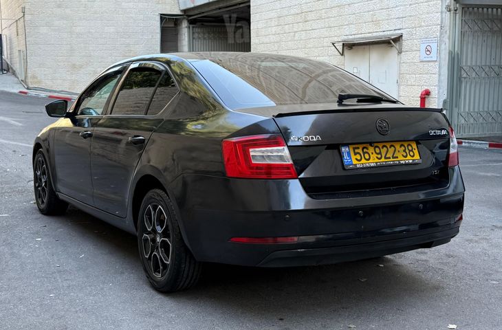 סקודה אוקטביה