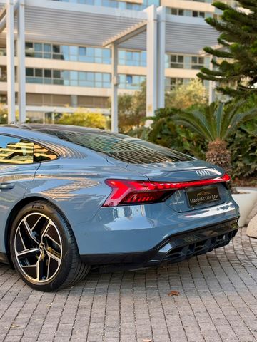 אאודי E-tron GT