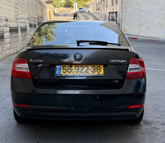 סקודה אוקטביה