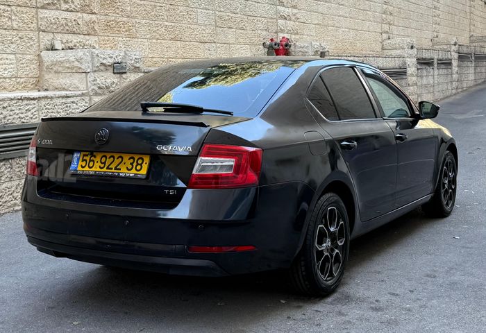 סקודה אוקטביה
